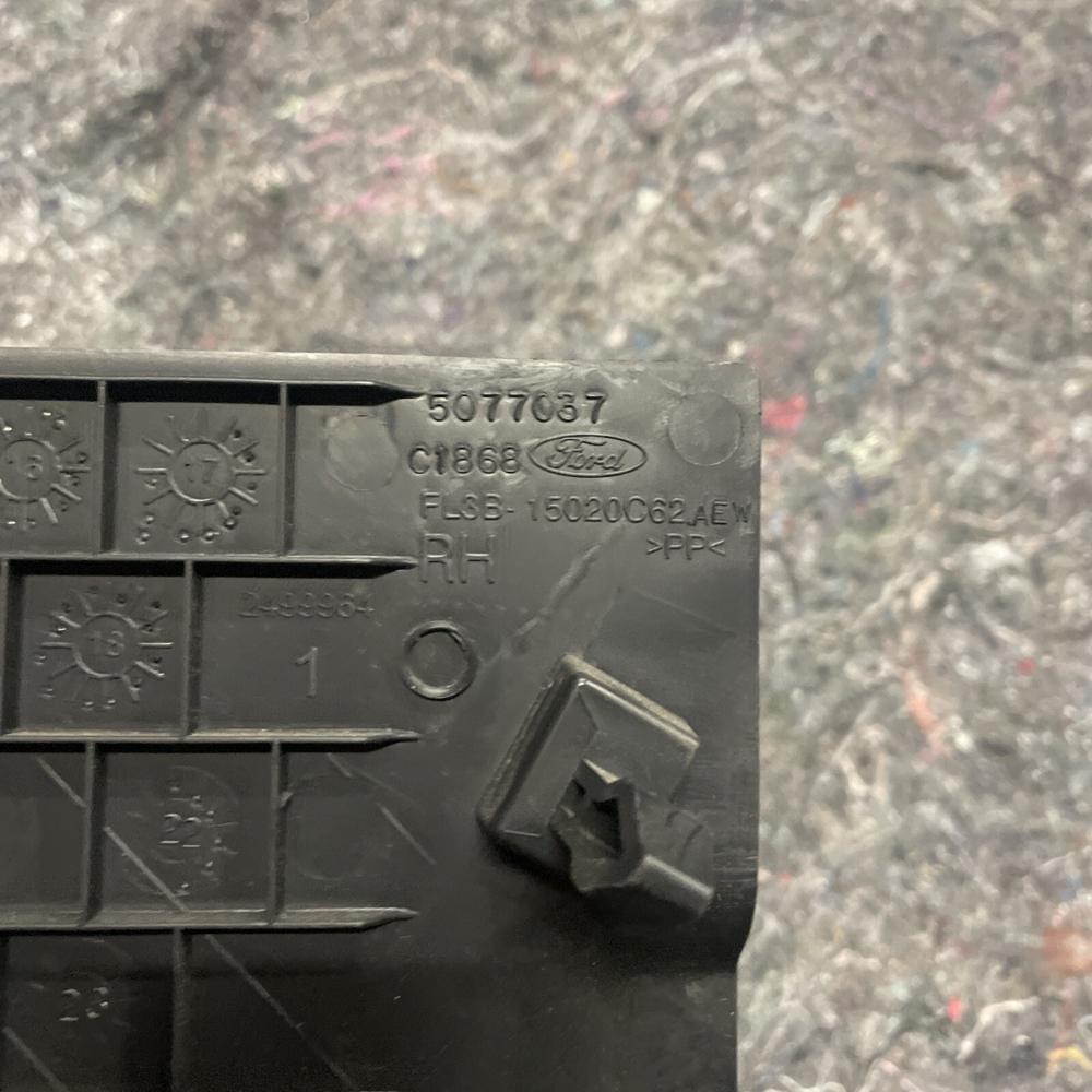 2018 Ford F250 Right Front Fuse Box Trim Panel Cover FL3B-15020C62-AE OEM – photo 3