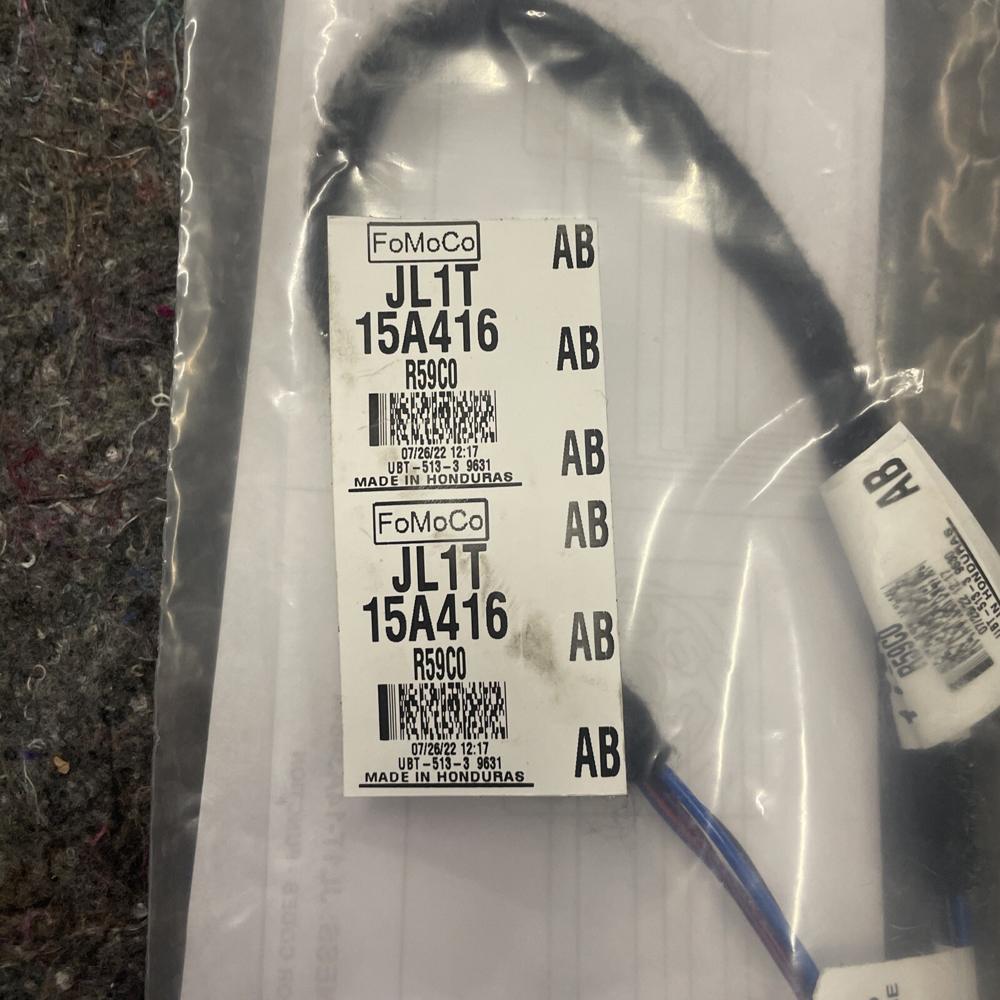Ford Expedition Trailer Hitch Wiring Harness JL1T15A416 R59CO – photo 2