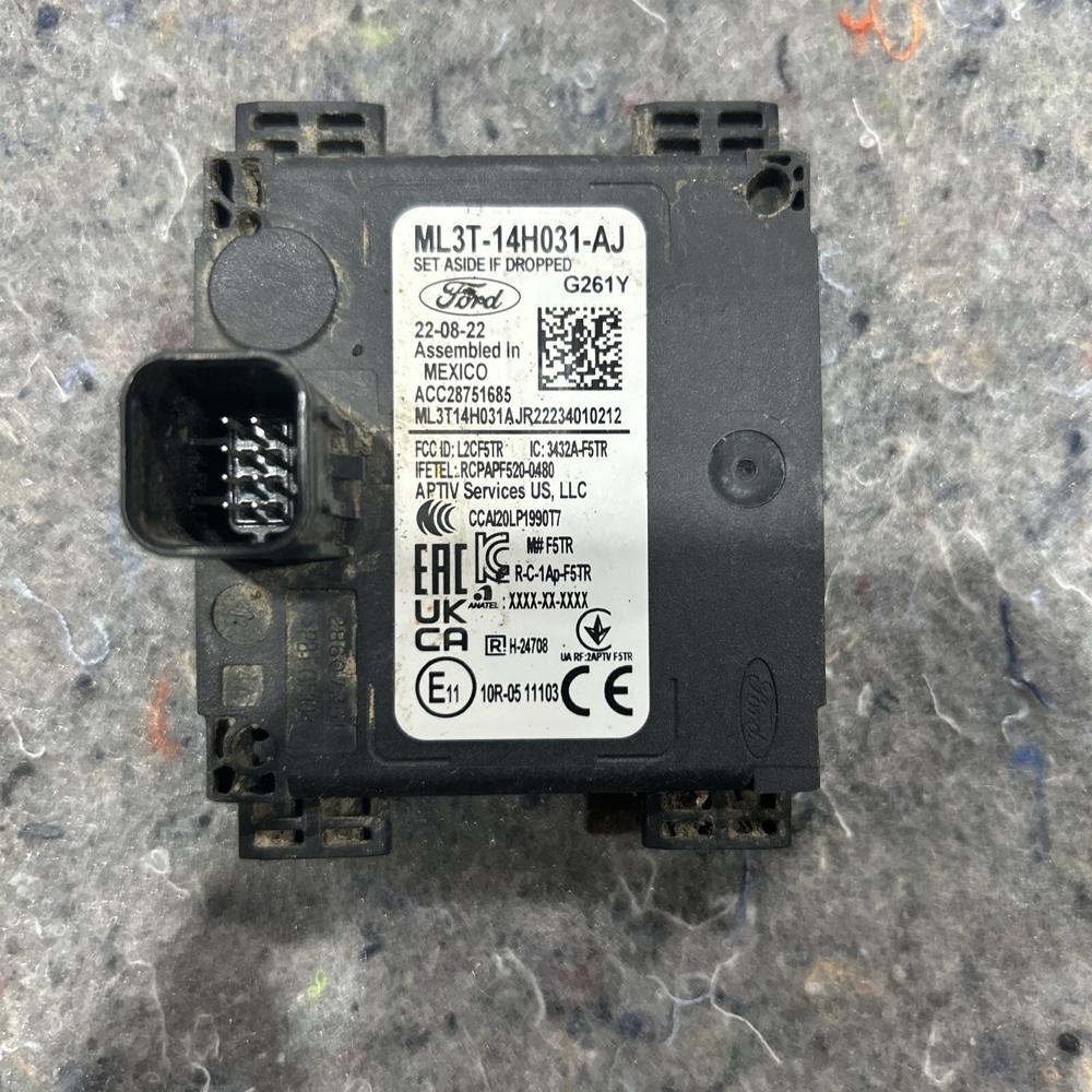 2021-2023 Ford Expedition Blind Spot Sensor Module ML3T-14H031-AJ OEM – photo 1