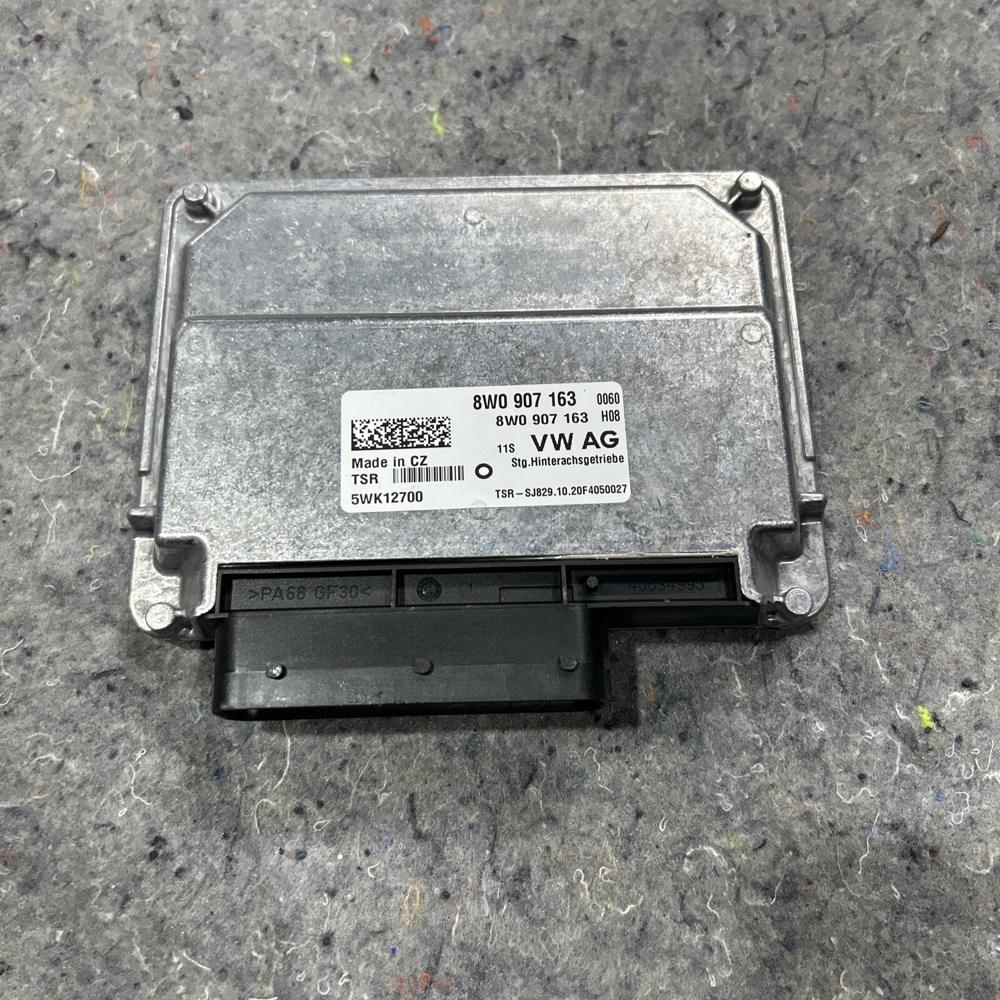 Audi A4 8W Q7 4M Engine Control Unit Four-wheel Drive Control Unit 8W0907163 – photo 1