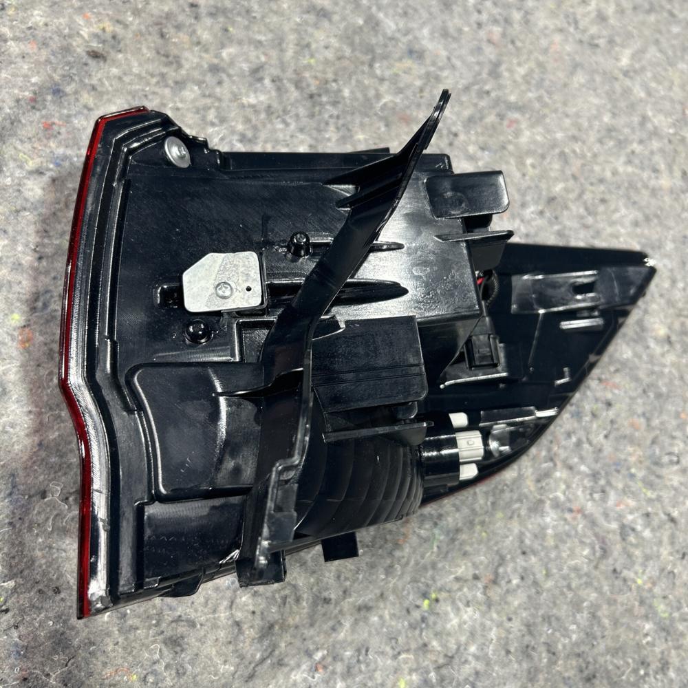 Acura MDX 2014-2020 LH Drivers Outer Tail Light OEM Part #33550-TZ5-A02 – photo 3