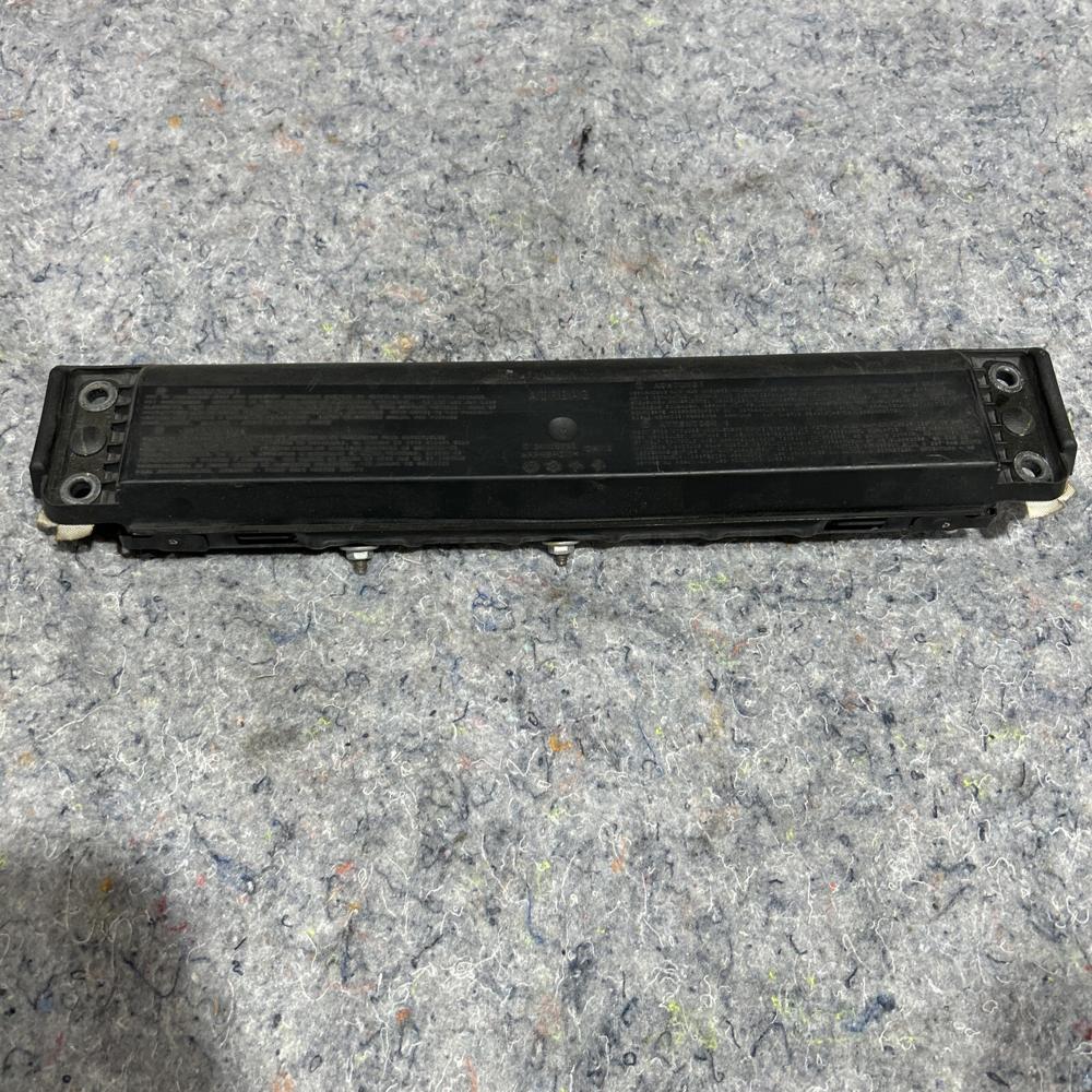 2013-2020 Ford Fusion Passenger Right Front Knee Part Good** – photo 1