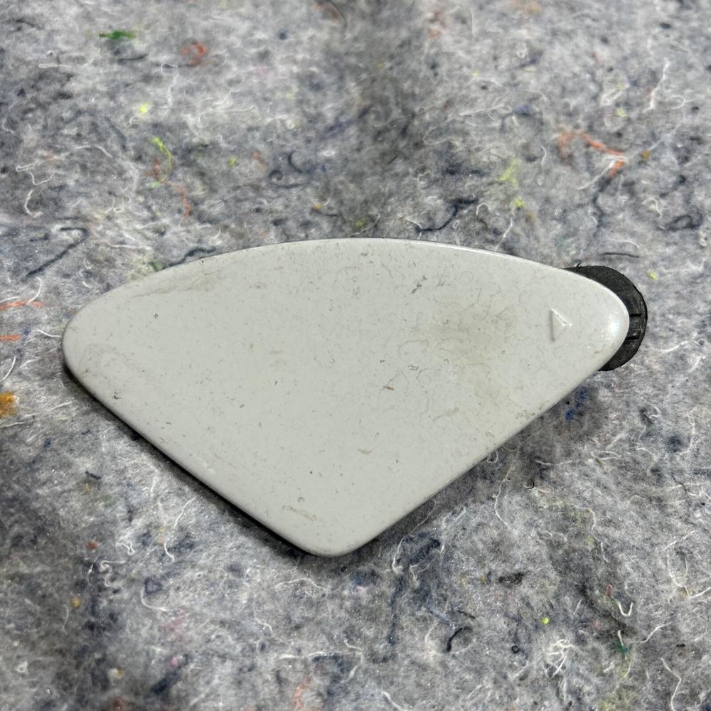 BMW Front Tow Eye Cover 51117903738 2012 – photo 4
