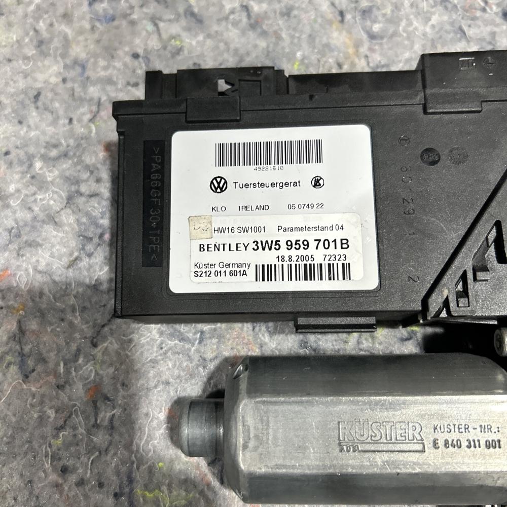 Front Door Window Motor Module Bentley Continental Flying Spur OEM 3W5959701B – photo 2