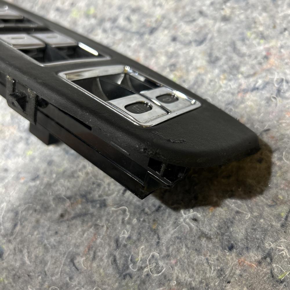 06-12 Bentley Flying Spur Front Left Driver Master Window Control Switch OEM – photo 3