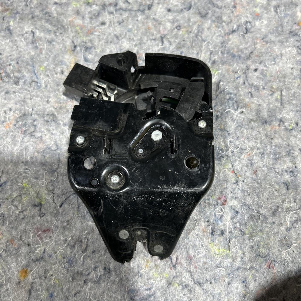 Honda Insight Trunk Deck Lid Latch Lock Actuator OEM 2019 - 2022 – photo 4
