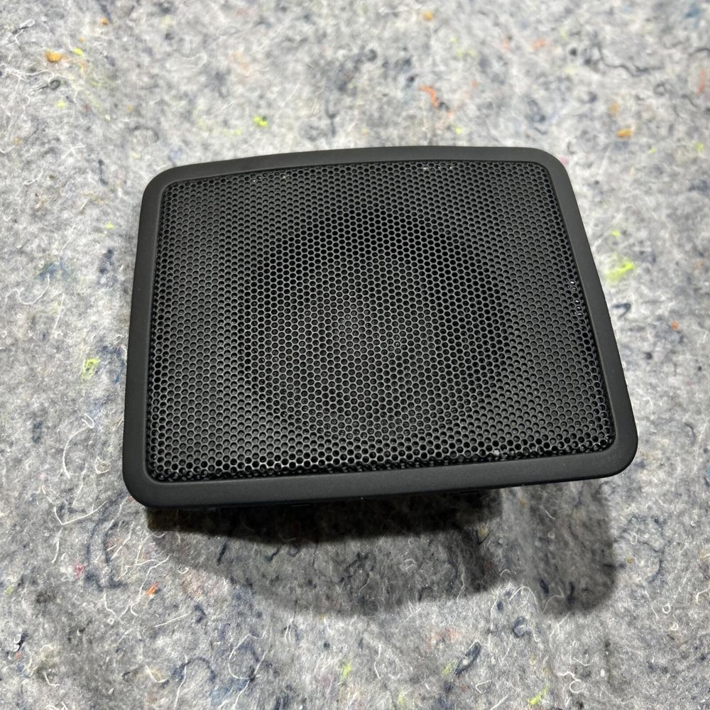 Toyota Prius Hatchback W2 in Dash Speaker OEM 86160-0WF80 8594-AB – photo 1