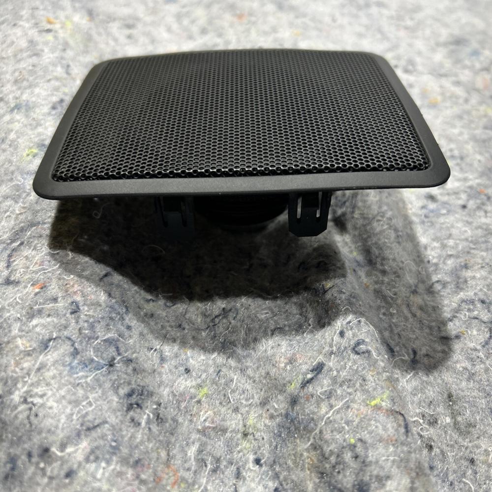 Toyota Prius Hatchback W2 in Dash Speaker OEM 86160-0WF80 8594-AB – photo 2