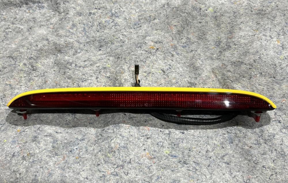 Plymouth Prowler 3rd Brake Light 1999 Yellow – photo 2