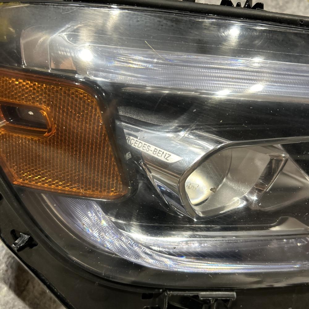 Mercedes Benz GLB250 Headlamp Headlight LED Static Right OEM – photo 4