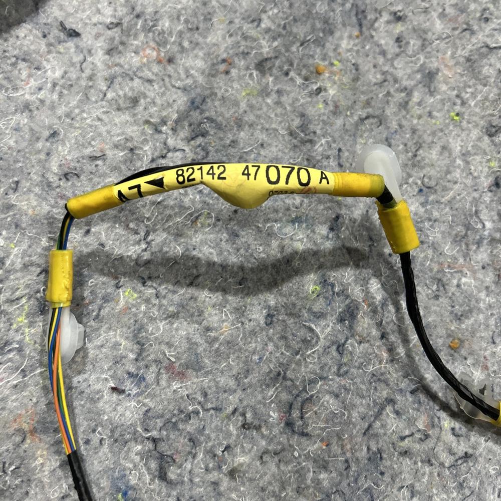 Toyota Prius 2008 82142-47070 Dash Instrument Panel Wiring Harness OEM – photo 2
