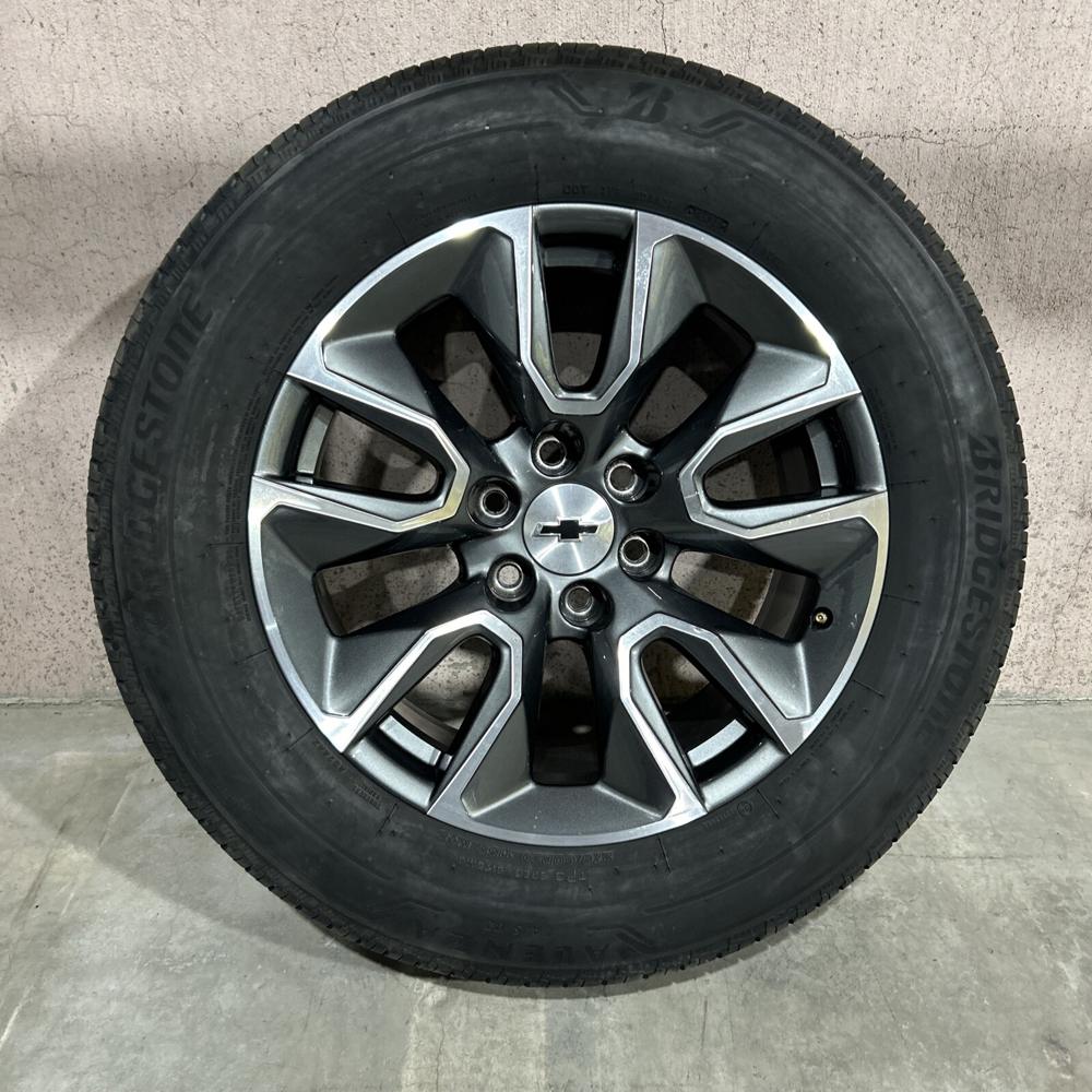 Silverado Single 20" Wheel w/ Tire 1153148 – photo 1