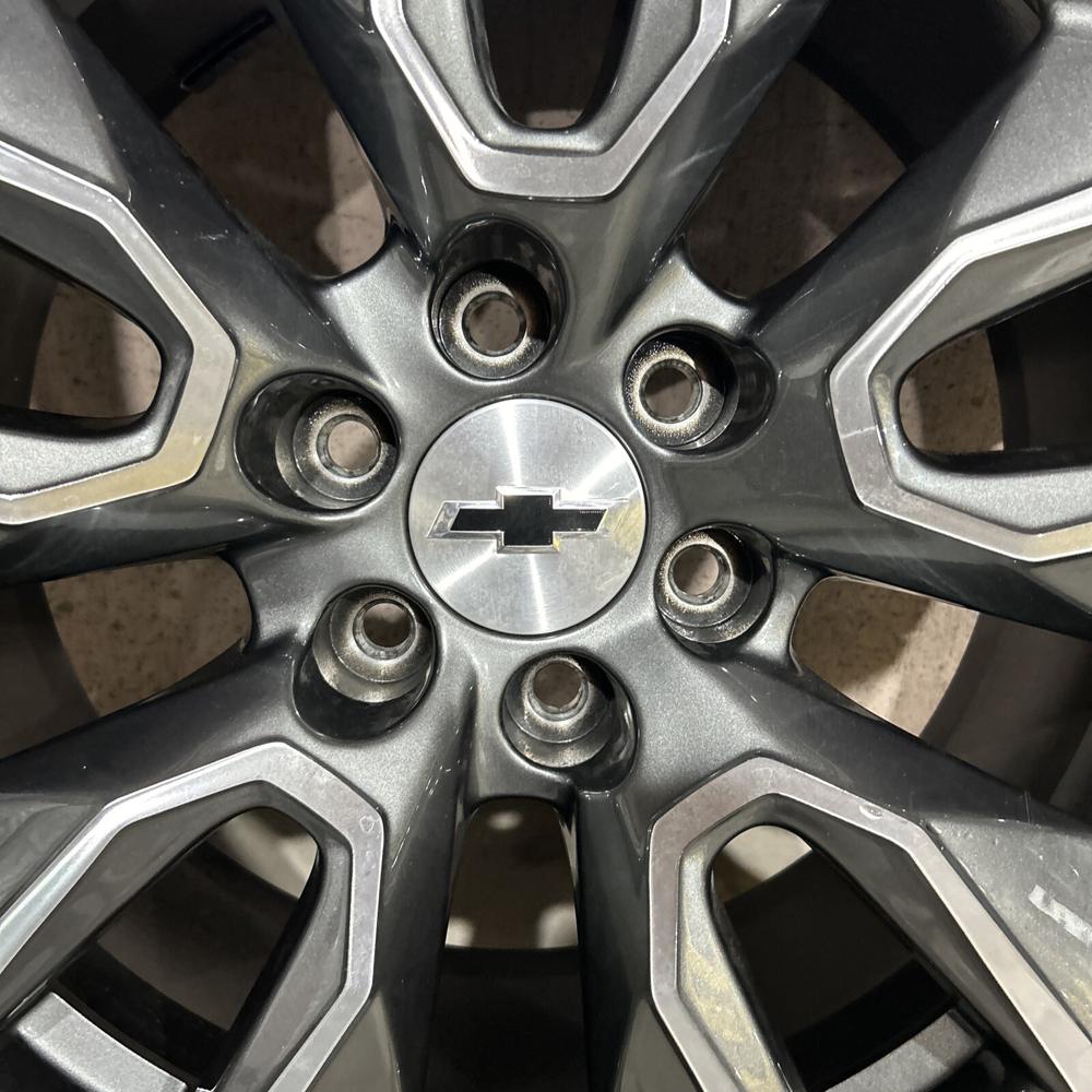 Silverado Single 20" Wheel w/ Tire 1153148 – photo 3