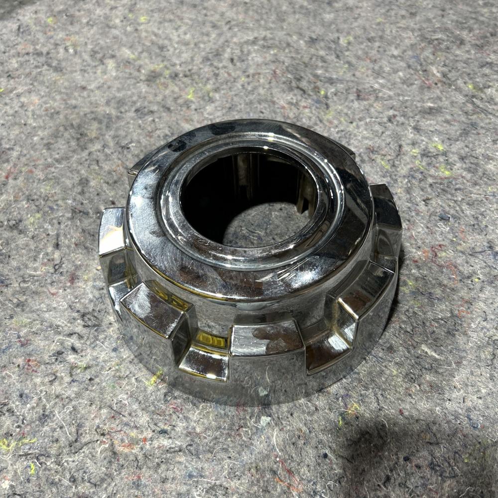 2003 2004 2005 Ford Excursion Limited OEM Center Cap P/n 3C34-1A096-BA – photo 1