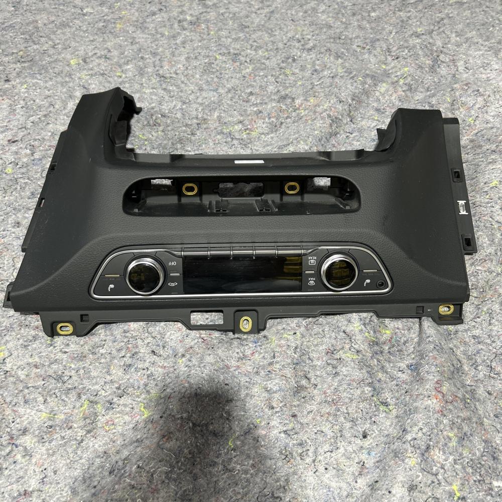Audi Q5 Heater Controls 2021 80A820043T – photo 1