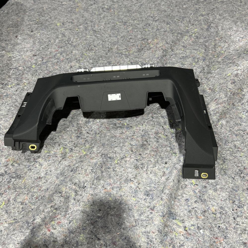 Audi Q5 Heater Controls 2021 80A820043T – photo 3