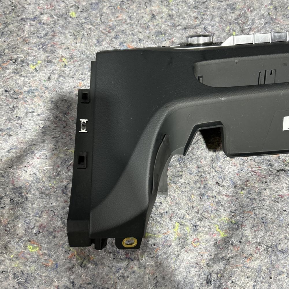 Audi Q5 Heater Controls 2021 80A820043T – photo 4