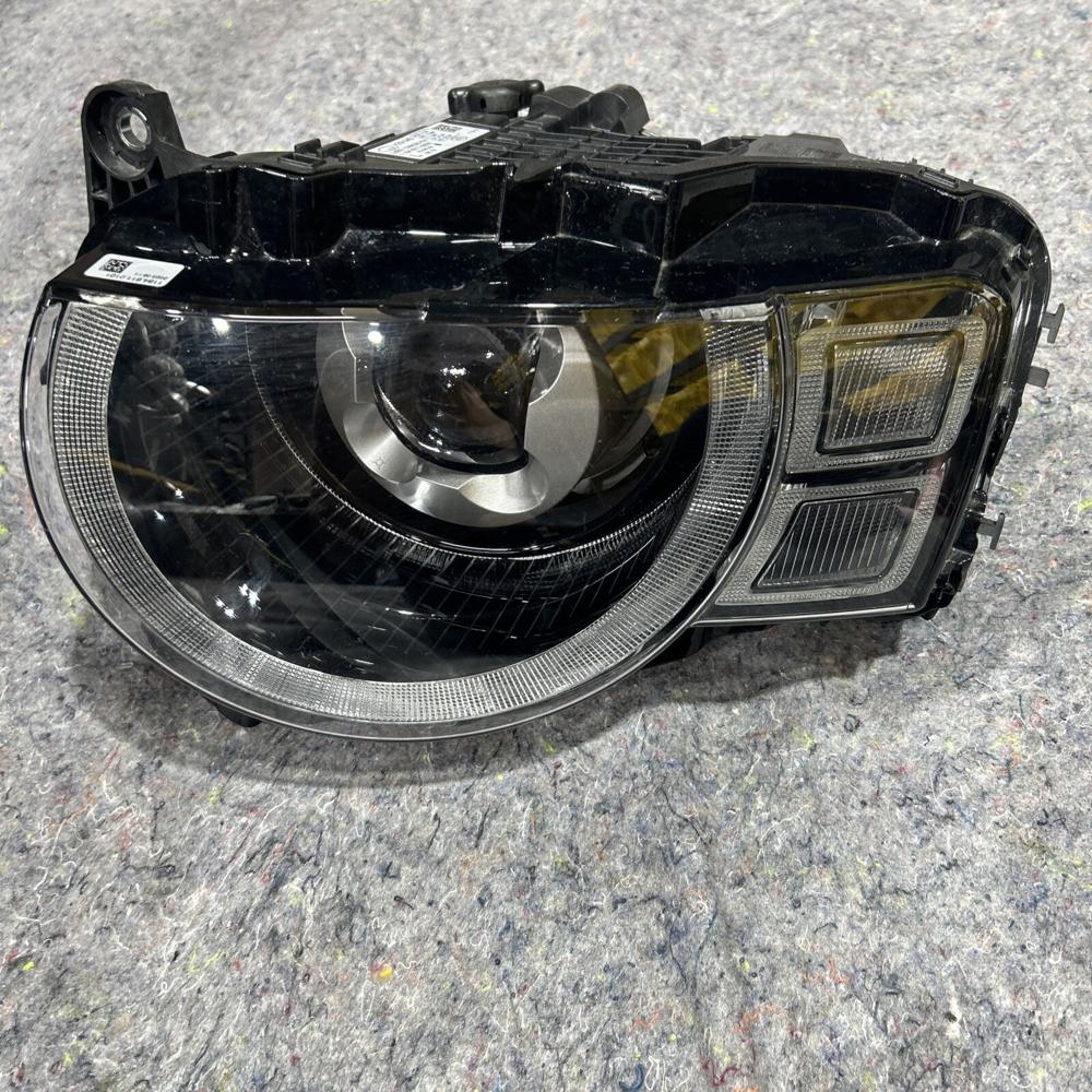 2020-2022 Land Rover Defender Xenon Left Side Headlight OEM Metrix L8B213W030 Fh – photo 2