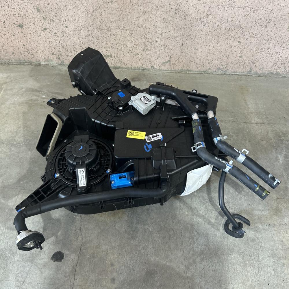 2020-2024 Kia Telluride S OEM Rear A/C Heater Blower Motor Box Assembly – photo 1