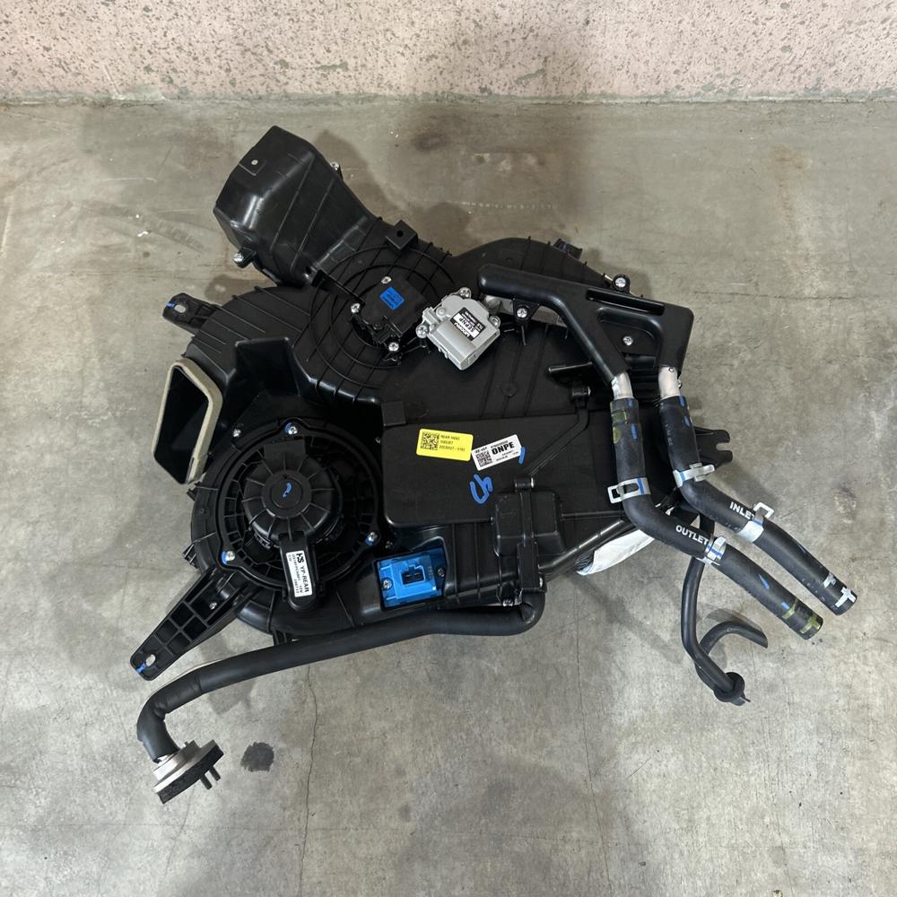 2020-2024 Kia Telluride S OEM Rear A/C Heater Blower Motor Box Assembly – photo 2