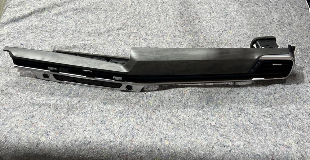 Kia Telluride Instrument Gray Panel Dash Trim Center Molding OEM 84795-S9000 – photo 1