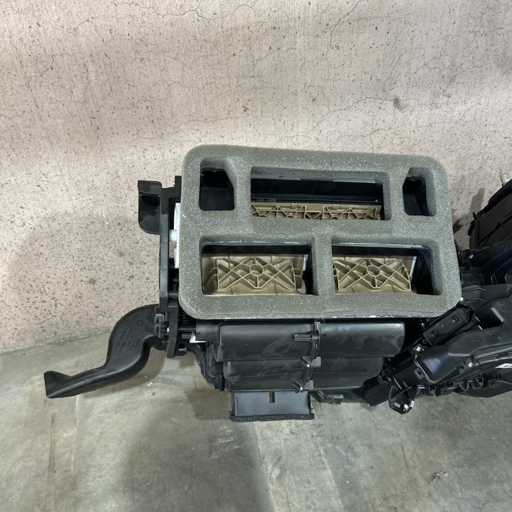 Ford Expedition Front HVAC AC Climate Heater Blower Housing Box OEM 2022-2024 – photo 2