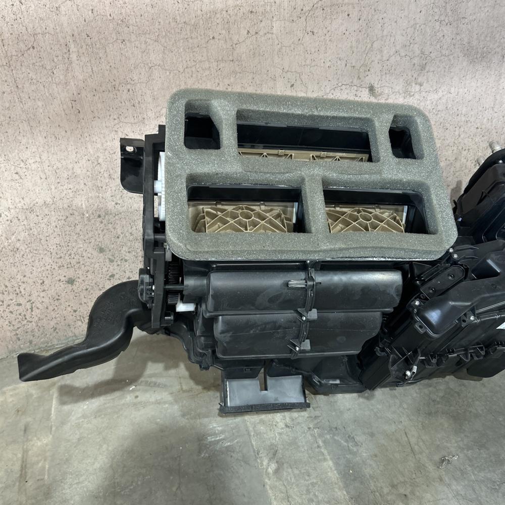 Ford Expedition Front HVAC AC Climate Heater Blower Housing Box OEM 2022-2024 – photo 3