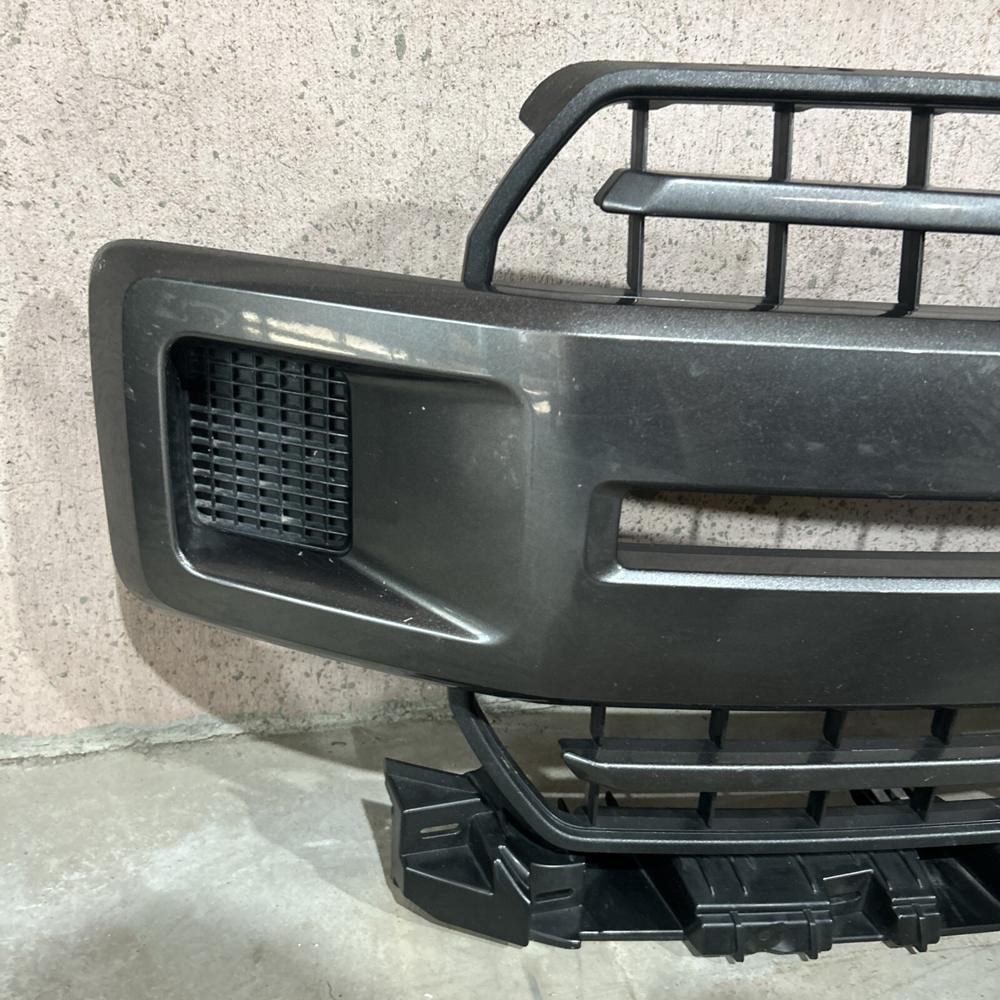 2018 2019 2020 Ford F-150 Grille OEM / Factory JL34-8200-DCW W/badge – photo 3