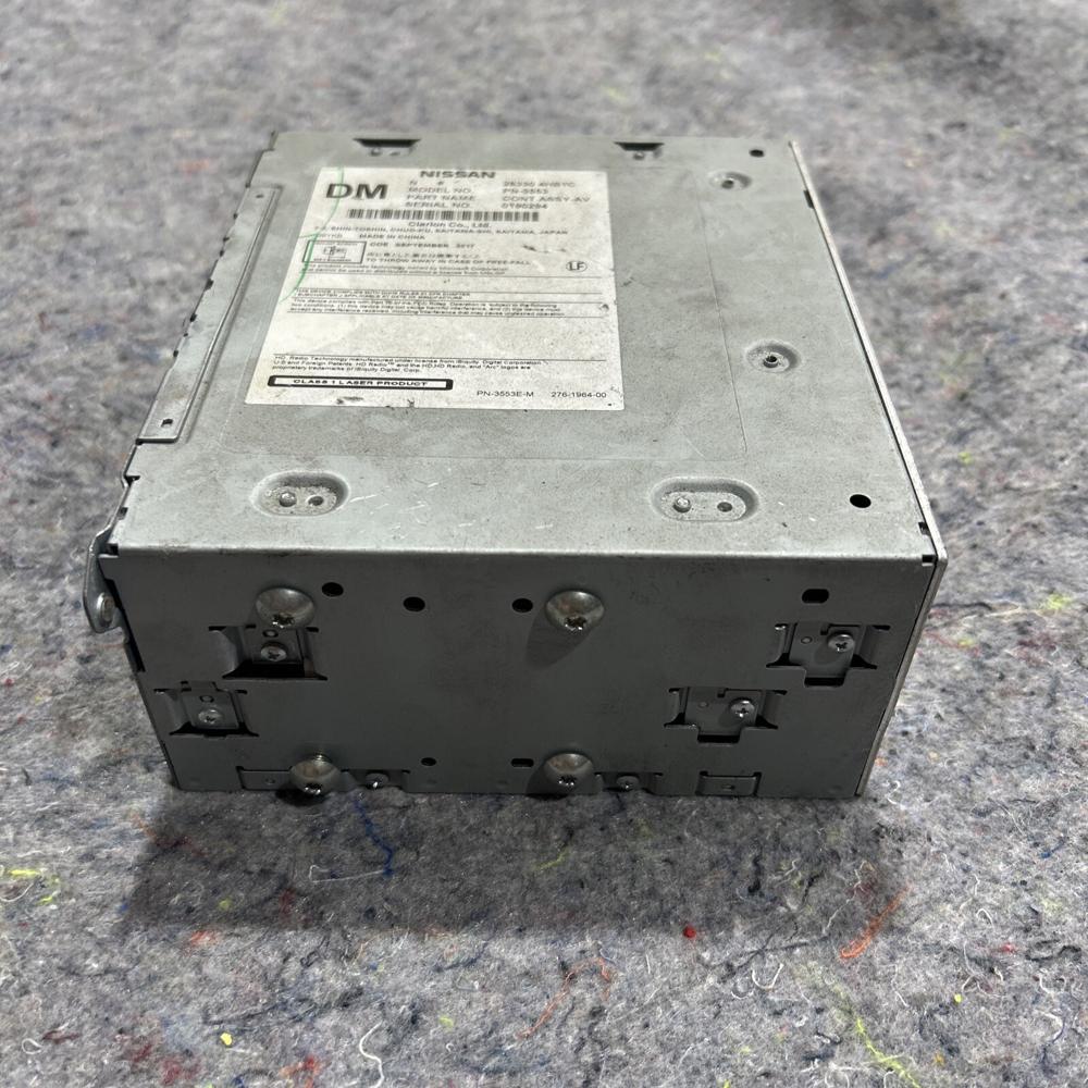 OEM Infiniti Q50 Q60 QX30 Am Fm Radio CD Player Receiver 28330-4HB1C – photo 3