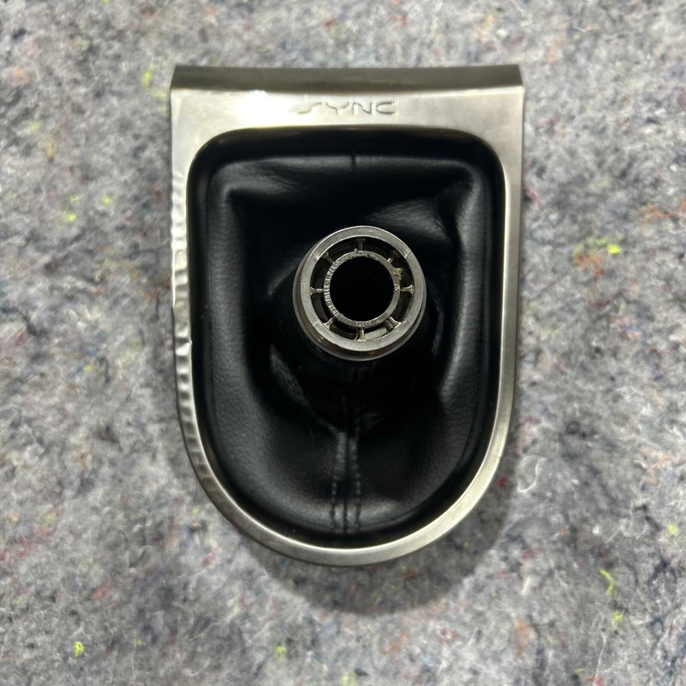 OEM 2015-2020 Ford Mustang Manual Transmission Shift Boot FR3V 7B118 AC3ZHE – photo 2
