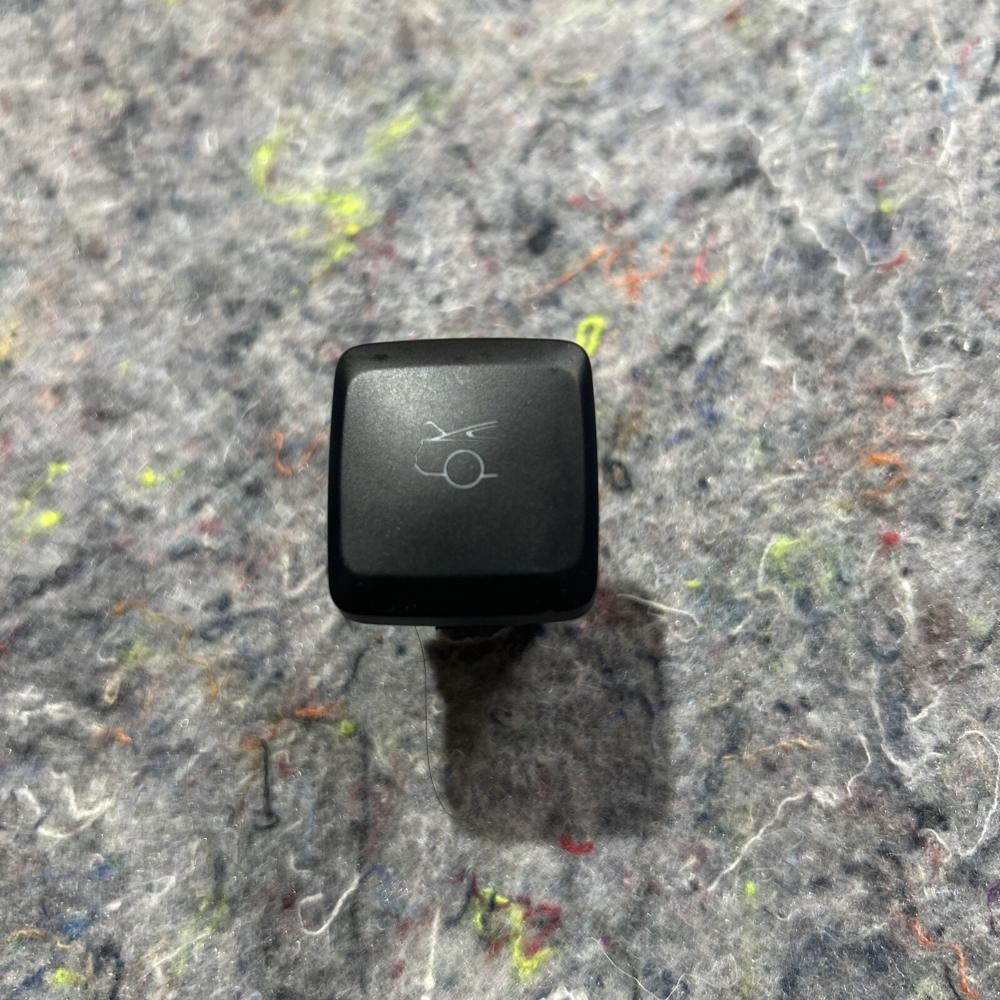2015-2023 Ford Mustang GT Trunk Release Open Switch Button OEM – photo 1