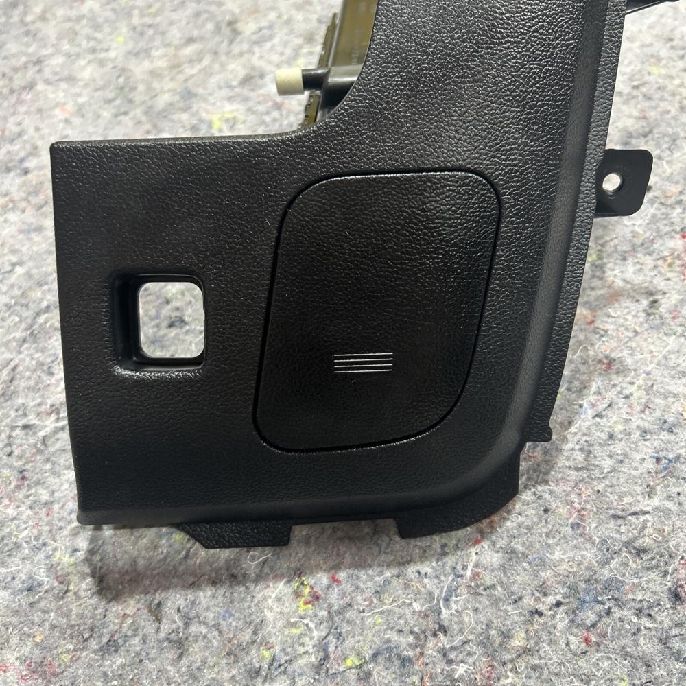 2018 Ford Usa Mustang Coupe Drawer Storage Box with Trunk Button FR3B-63044F09-A – photo 2