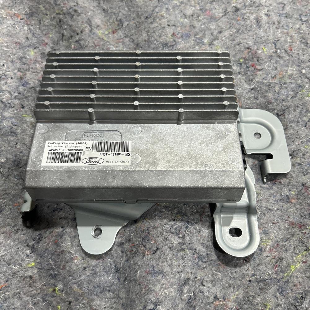 Ford Mustang GT350 Sound Amplifier Audio System Unit Module Block FR3T18T806 Bs – photo 1