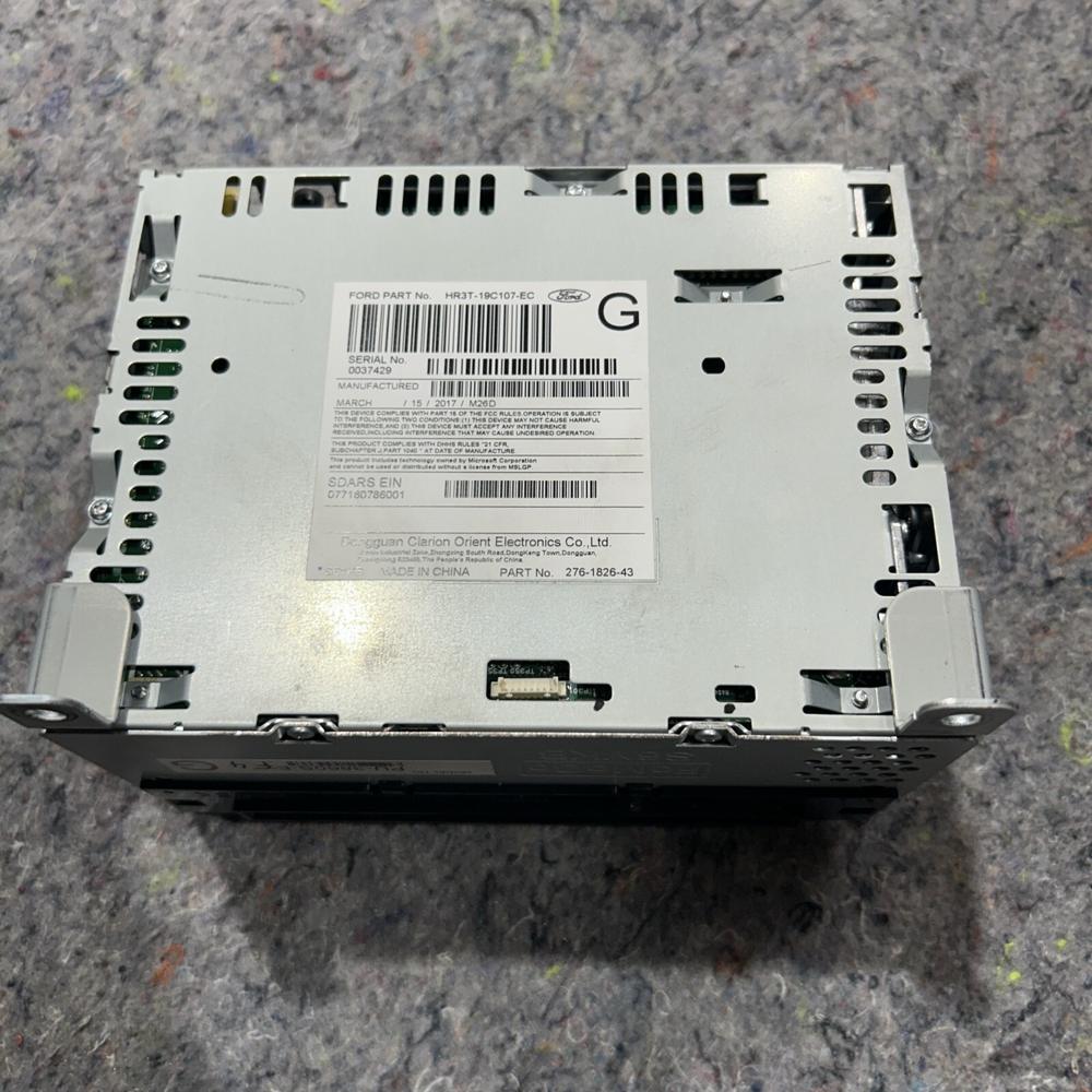 Audio & Visual Equip Ford Mustang OEM HR3T-19C107-EC – photo 1
