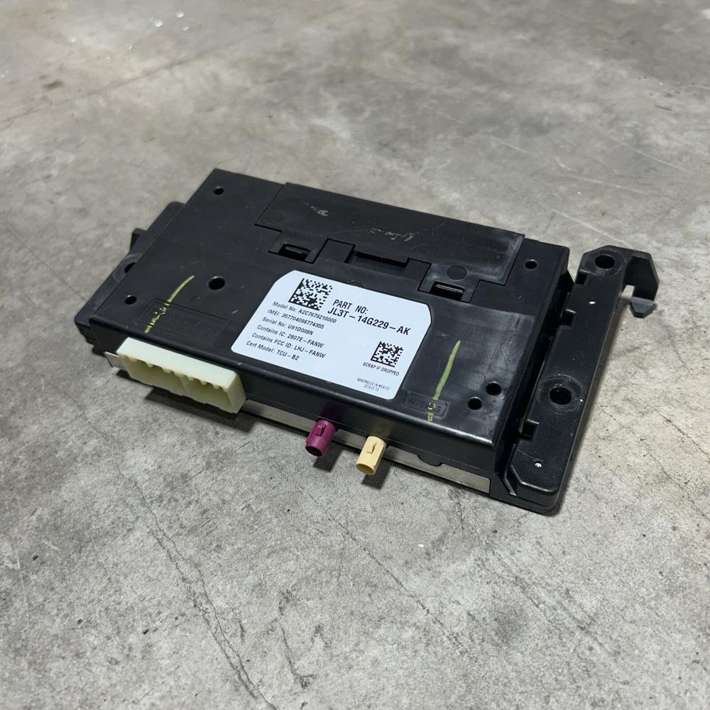 2020 Ford F150 Telematics Module JL3T-14G229-AK – photo 3