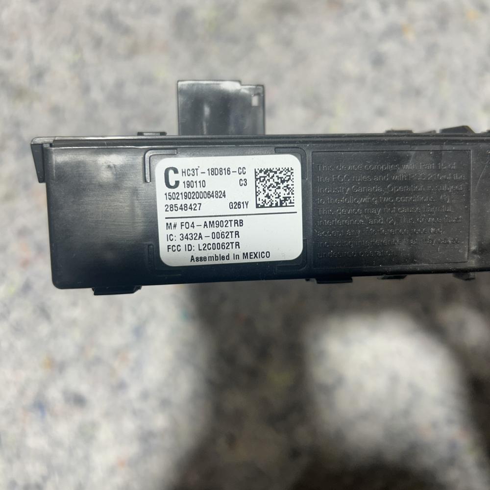 2018 2019 2020 Ford F350 Sd OEM Communication Sync Antenna HC3T-18D816-CC – photo 2