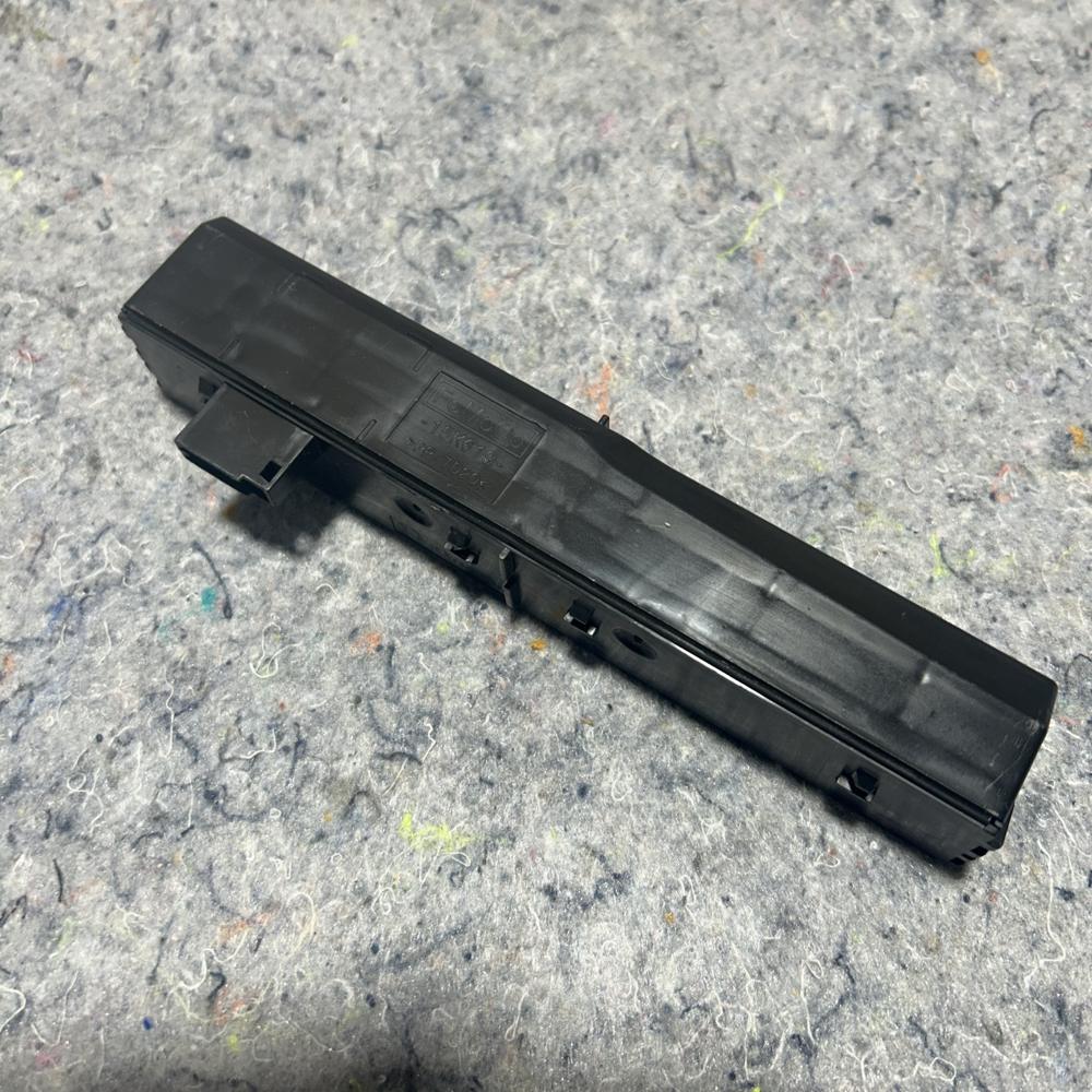 2018 2019 2020 Ford F350 Sd OEM Communication Sync Antenna HC3T-18D816-CC – photo 4