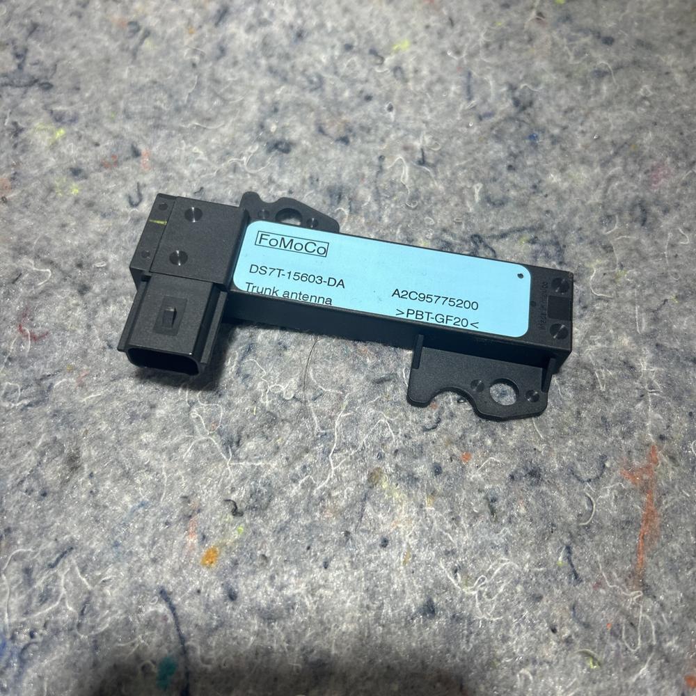 2015-2024 Ford F-150 Oem.keyless Entry Antenna. Aerial. DS7T15603DA (J4) – photo 1