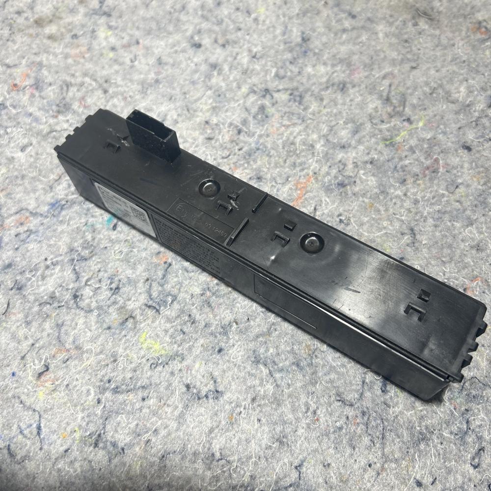 2018 2019 2020 Ford F350 Sd OEM Communication Sync Antenna HC3T-18D816-CC – photo 3
