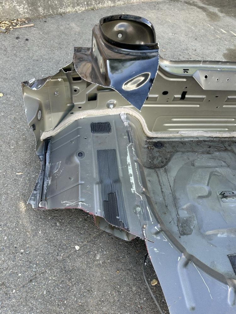 2015-2022 Ford Mustang Rear End Cut Spare Tire Trunk – photo 3
