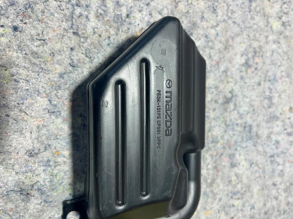 Chamber Resonance P53T-13-195 Mazda OEM – photo 2