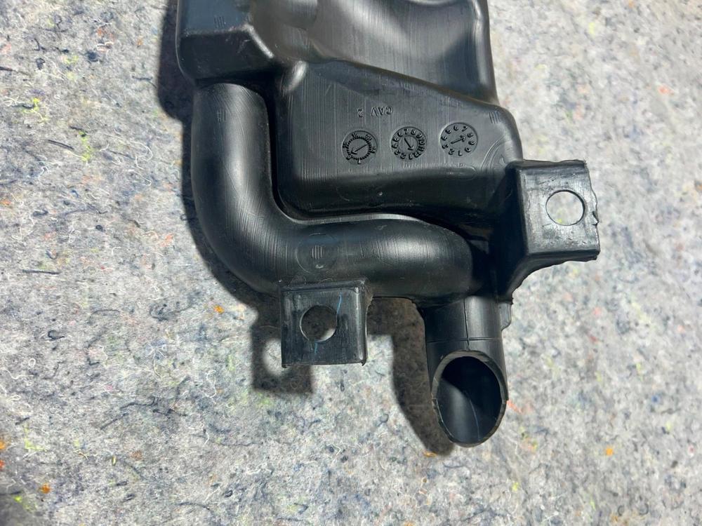 Chamber Resonance P53T-13-195 Mazda OEM – photo 4