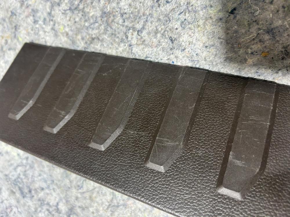 20 Ford Pickup F150 Sill Plate GL3B-1613244-AAW RH Rear Door Sill Plate – photo 2