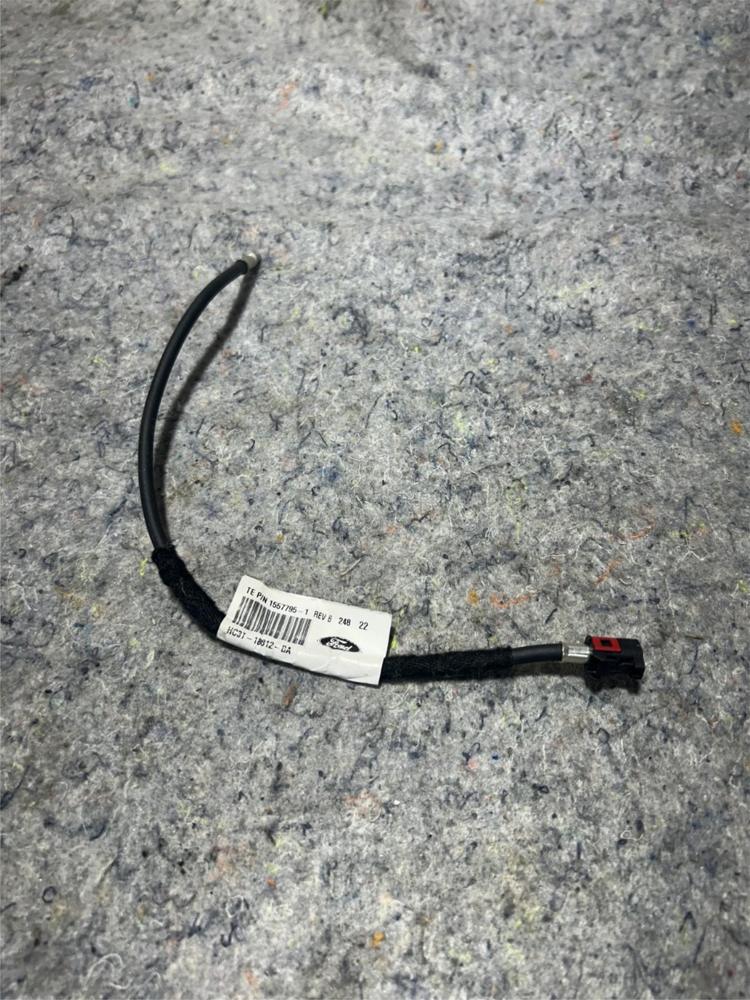2017-2019 Ford F250 F350 F450 Radio Cable Cord OEM HC3T-18812-BA P/n 1557795-1 – photo 1