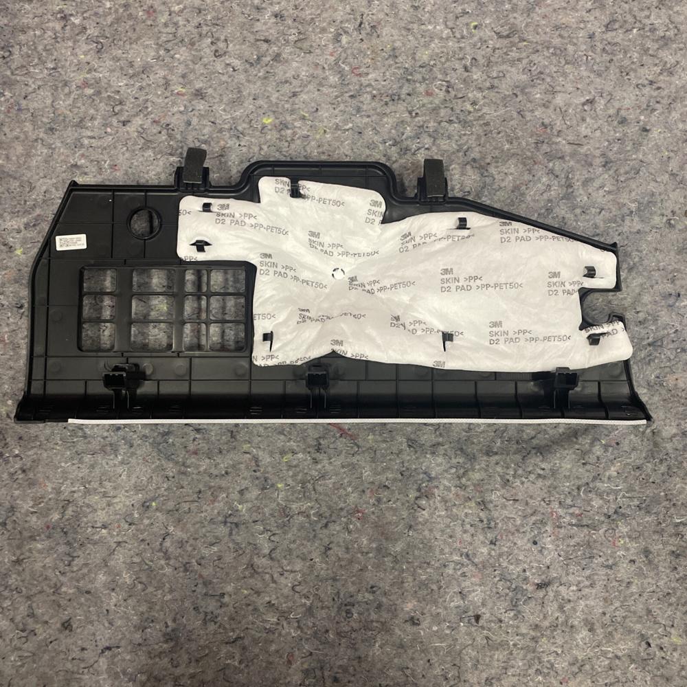 2024 Kia Telluride Dash Board Lower Knee Panel Trim Blac – photo 4