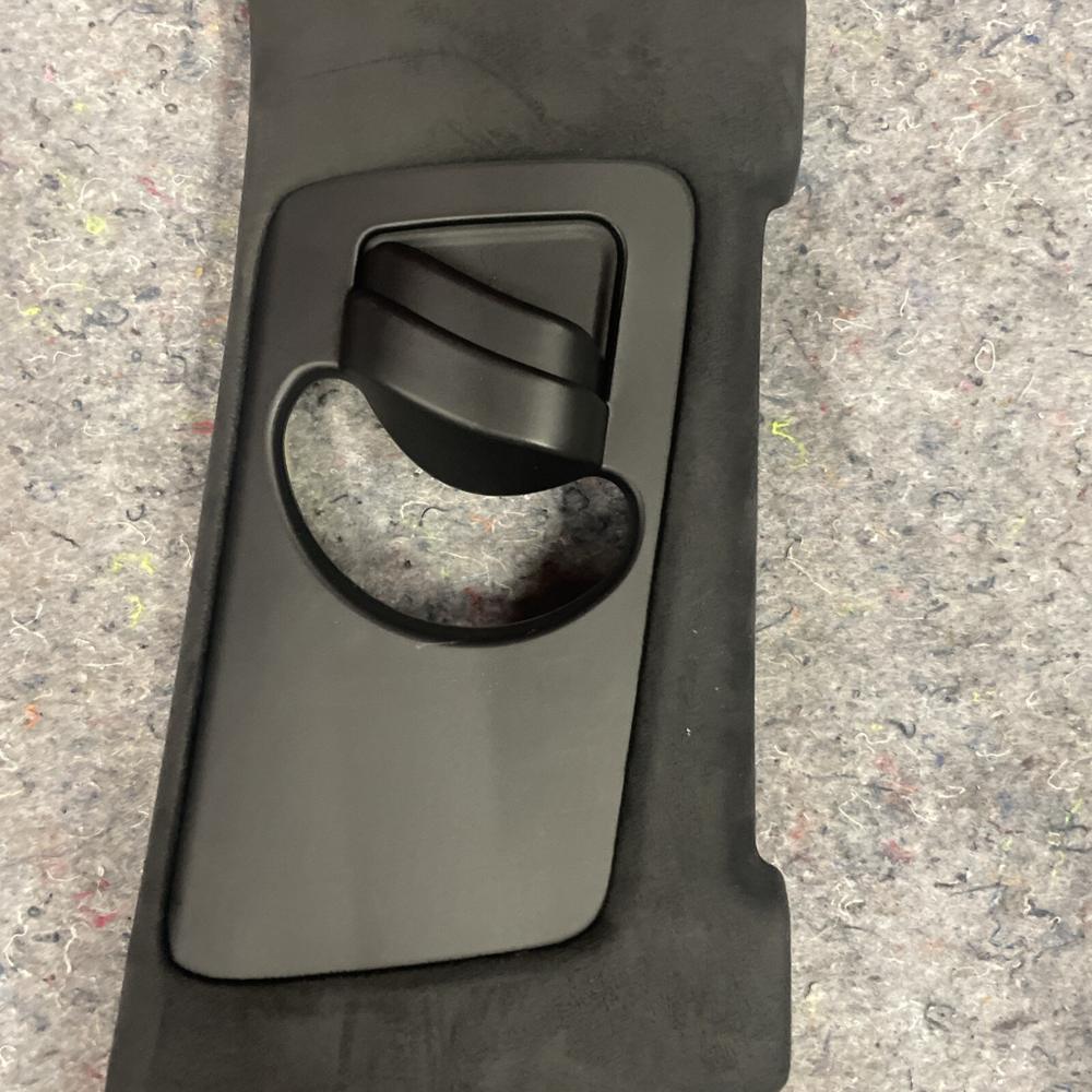 Kia Telluride Right Passenger Side B Pillar Upper Trim Cover Panel OEM 2024 – photo 3