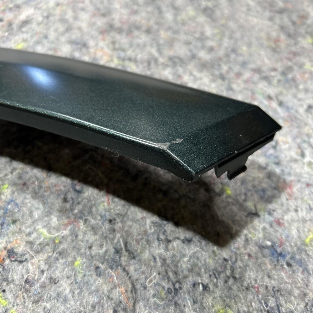 Genuine Genesis OEM Garnish-quarter Side LH 734-T6000 – photo 4