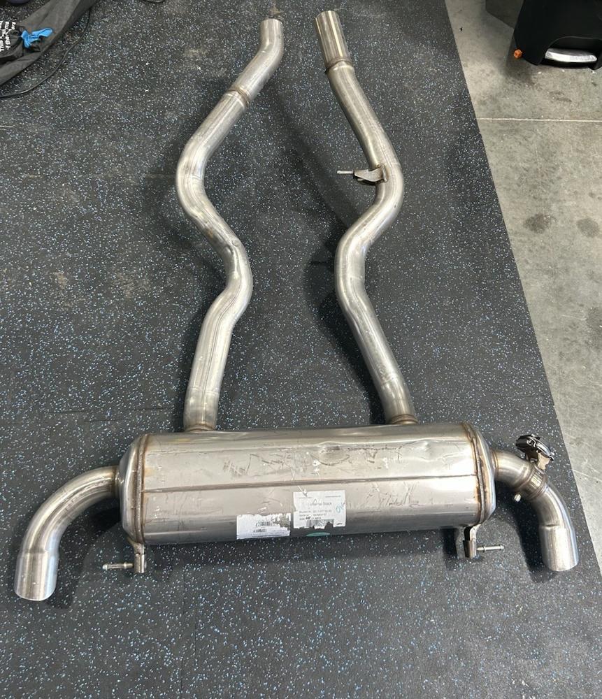 2020 BMW M340XI Muffler – photo 1