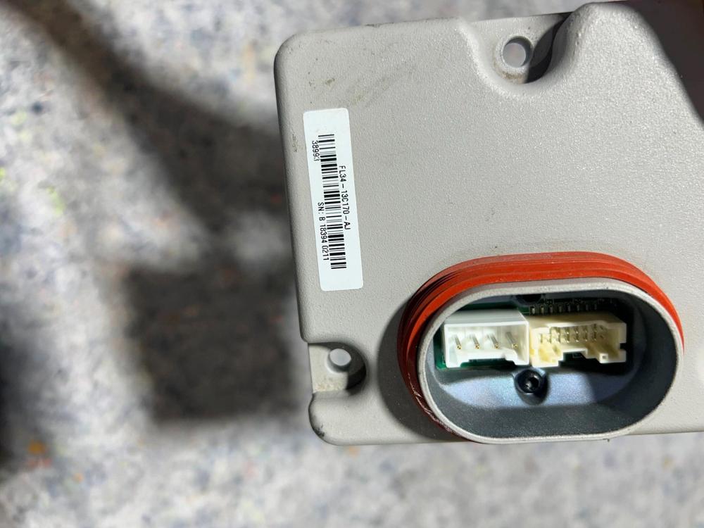 18 19 20 Ford F150 Right Healight LED Control Module Id# FL3413C170AJ – photo 3