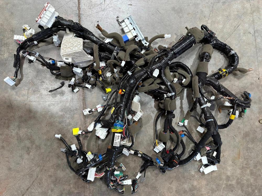 2014-15 OEM Infiniti Q50 Hybrid Interior Dash Wire Wiring Harness W/navigation – photo 1